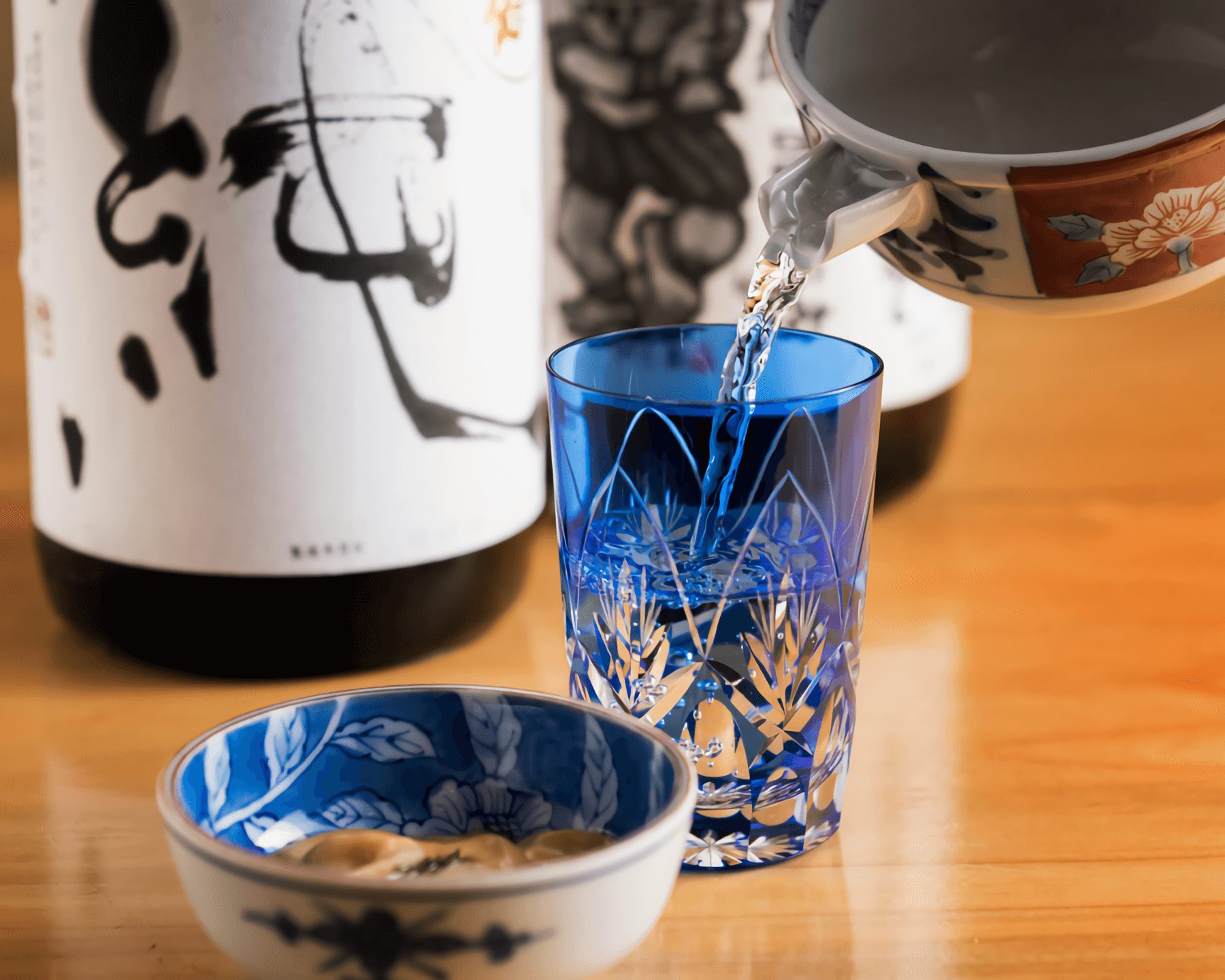 We serve cold sake using cool-looking vessel.